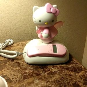 Hello kitty telephone